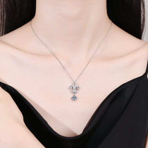 Dây Chuyền Moissanite 1 Carat Crown Queen Iris Bạc S925 DCN032