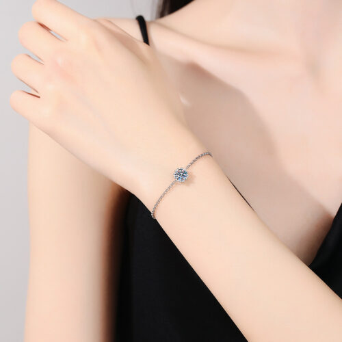 Vòng Tay Sáu Cánh Đính Kim Cương Moissanite 1 Carat Bạc S925 VDN024