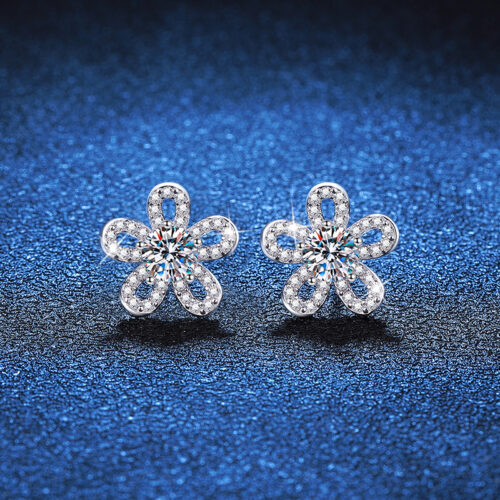 Hoa Tai 5 Cánh Hoa Đính Kim Cương Moissanite Bạc S925 BTN047
