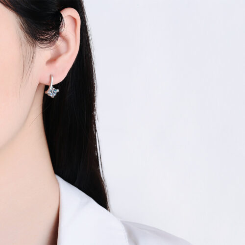 Bông Tai Đính Kim Cương Moissanite 1 Carat Sang Trọng Bạc S925 BTN023