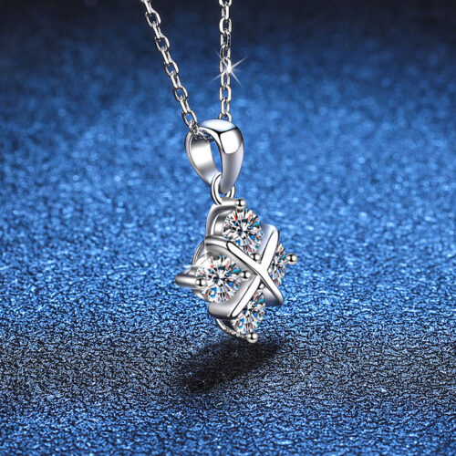 Dây Chuyền Chéo Khí Chất Đính Kim Cương Moissanite Bạc S925 DCN077