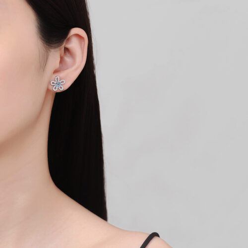 Hoa Tai 5 Cánh Hoa Đính Kim Cương Moissanite Bạc S925 BTN047