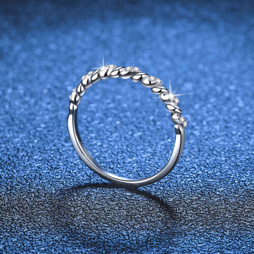 Nhẫn Xoắn Nữ Đính Kim Cương Moissanite Bạc S925 NHN058