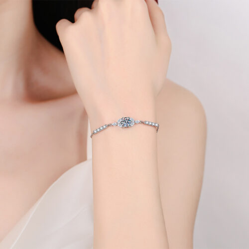 Vòng Tay Nở Hoa Đính Kim Cương Moissanite 1 Carat Bạc S925 VDN011