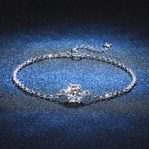 Lắc Tay Nhẹ Nhành Sang Trọng Đính Kim Cương Moissanite 1 Carat Bạc S925 VDN019