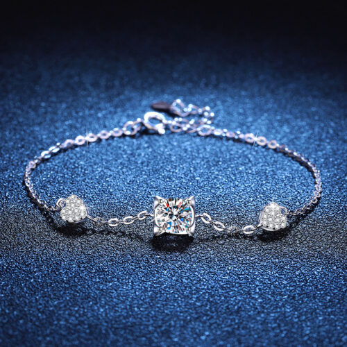 Lắc Tay Cá Tính Đính Kim Cương Moissanite Bạc S925 VDN039