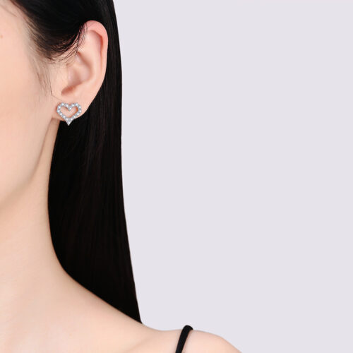 Bông Tai Trái Tim Đính Kim Cương Moissanite Bạc S925 BTN036