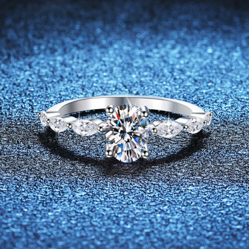 Nhẫn Bạc Nữ Sang Trọng Đính Kim Cương Moissanite 1 Carat S925 NHN049