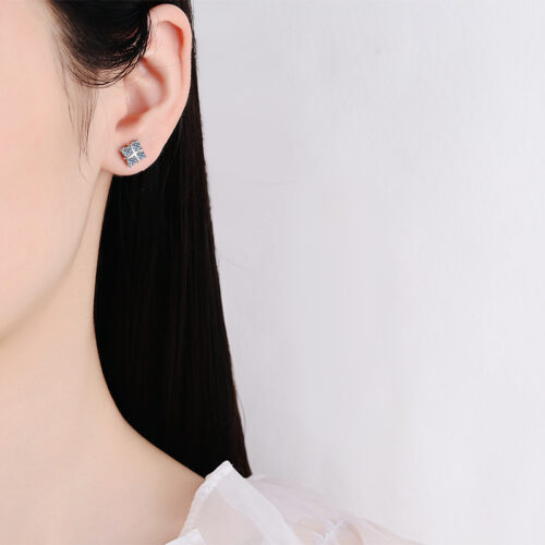 Hoa Tai Khí Chất Đính Kim Cương Moissanite Bạc S925 BTN027