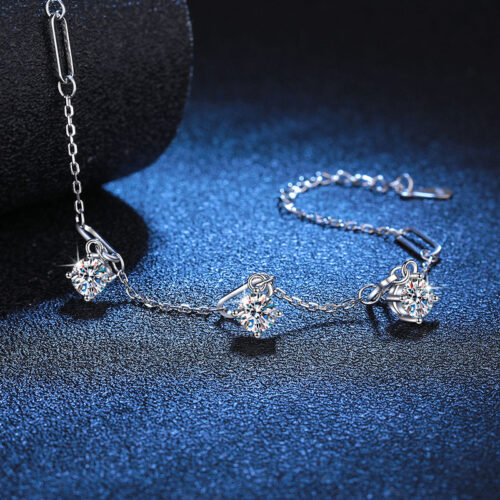 Vòng Tay Phong Cách Hàn Quốc Đính Kim Cương Moissanite 1.5 Carat Bạc S925 VDN016