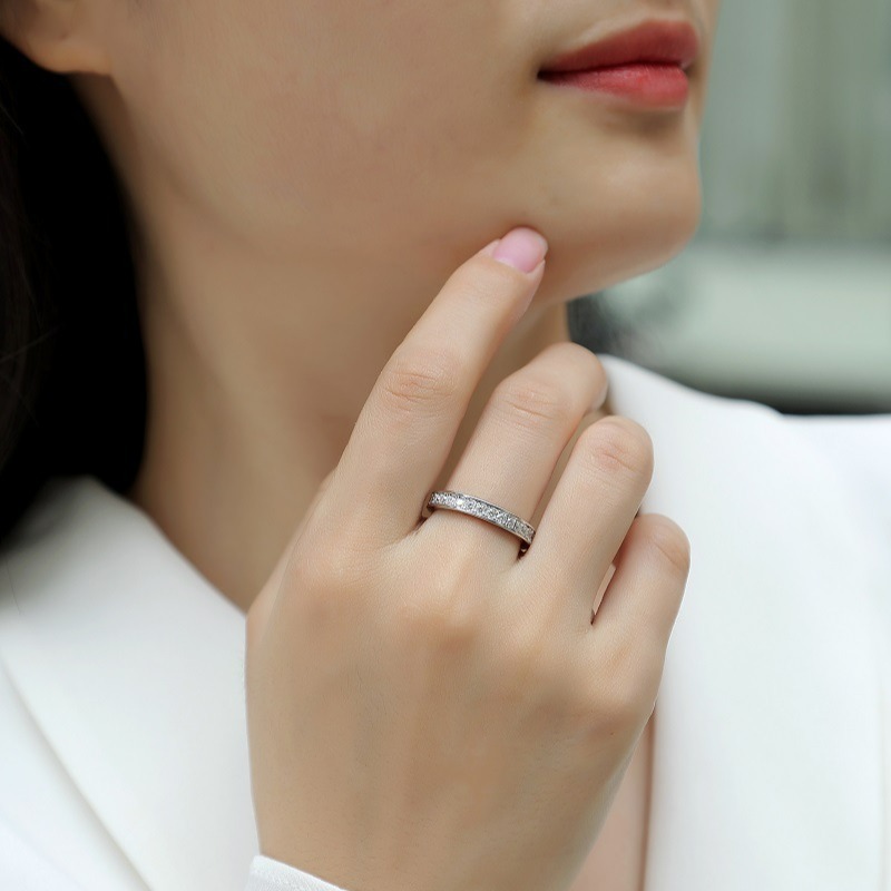 nhẫn nữ sang trọng