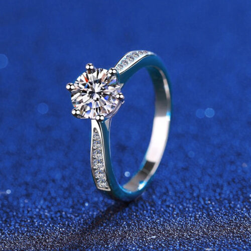 Nhẫn Nữ Kiểu Hàn Quốc Đính Kim Cương Moissanite 1 Carat Bạc S925 NHN034