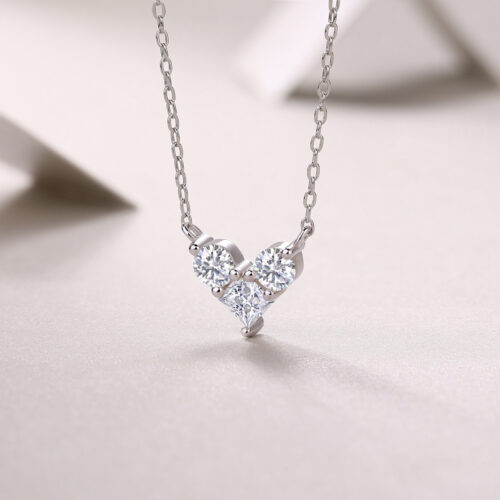 Vòng Cổ Đính 3 Viên Kim Cương Moissanite Bạc S925 DCN106