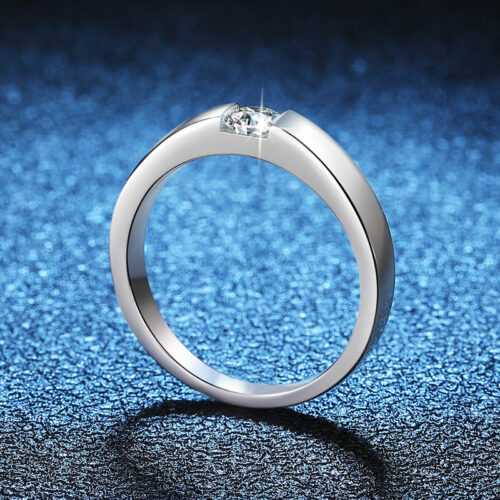 Nhẫn Đính Kim Cương Sang Trọng Moissanite Bạc S925 NHN057