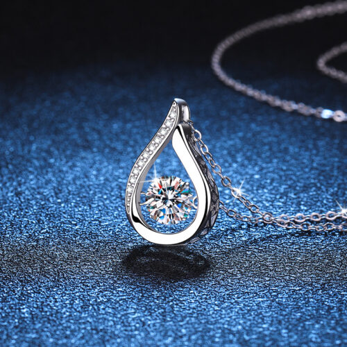 Dây Chuyền Giọt Nước Đính Kim Cương Moissanite Bạc S925 DCN031