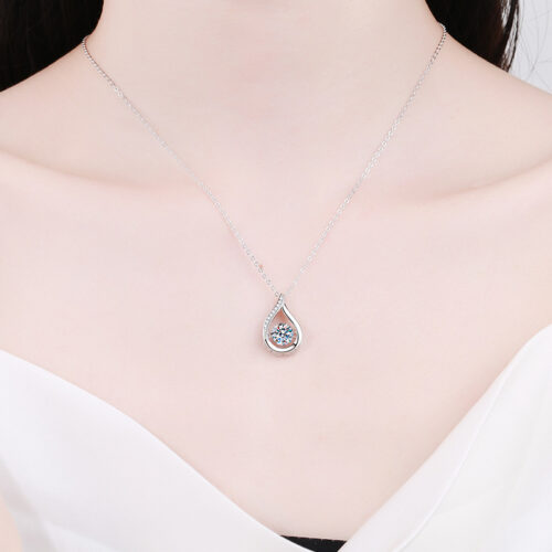 Dây Chuyền Giọt Nước Đính Kim Cương Moissanite Bạc S925 DCN031