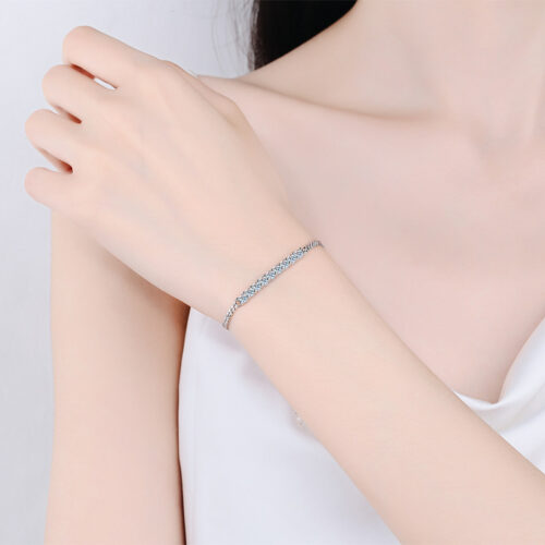 Vòng Tay Cao Cấp Đính Kim Cương Moissanite Bạc S925 VDN033