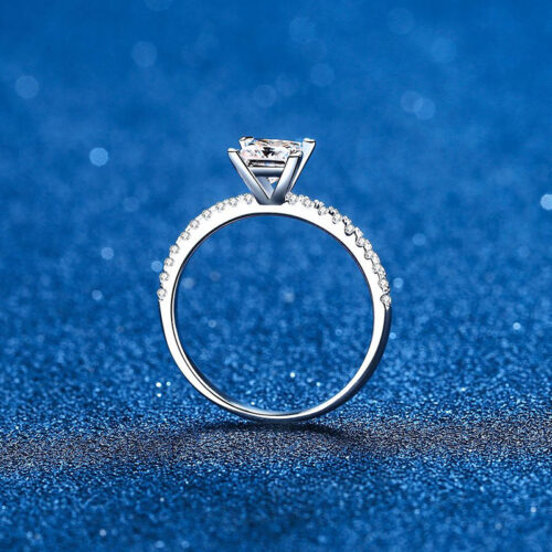 Nhẫn Công Chúa Đính Kim Cương Moissanite 2 Carat Bạc S925 NHN045