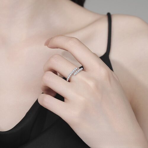 Nhẫn Cá Tính Nữ Đính Kim Cương Moissanite Bạc S925 NHN044