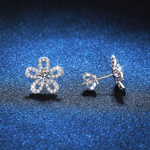 Hoa Tai 5 Cánh Hoa Đính Kim Cương Moissanite Bạc S925 BTN047
