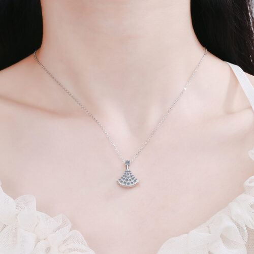 Dây Chuyền Hình Quạt Đính Kim Cương Moissanite Bạc S925 DCN075