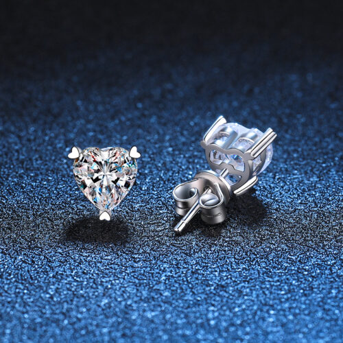 Bông Tai Trái Tim Đính Kim Cương Moissanite Bạc S925 BTN045