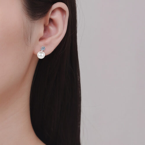 Hoa Tai Ngọc Trai Tự Nhiên Đính Kim Cương Moissanite Bạc S925 BTN070