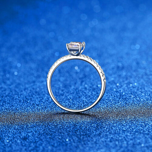 Nhẫn Nữ Đính Moissanite Cắt Ngọc Lục Bảo Cao Cấp Bạc S925 NHN054