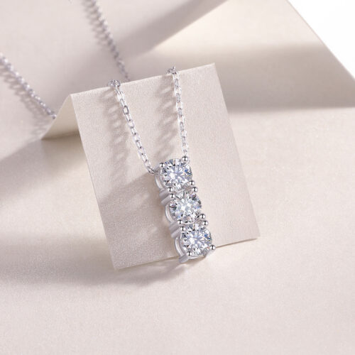 Vòng Cổ Bạc Đính 3 Viên Kim Cương Moissanite Bạc S925 DCN112