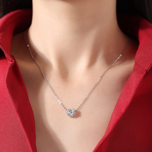 Vòng Cổ Hoa Tuyết Đính Kim Cương Moissanite 1 Carat Bạc S925 DCN105