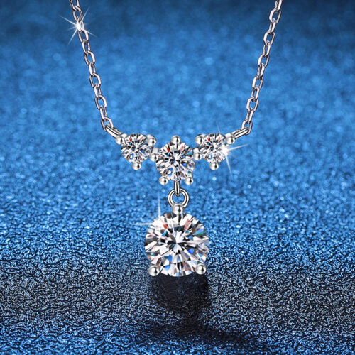 Vòng Cổ Nữ Nhẹ Nhàng Sang Trọng Đính Kim Cương Moissanite Bạc S925 DCN072