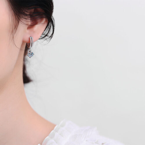 Hoa Tai Bốn Móng Đính Kim Cương Moissanite 1 Carat Bạc S925 BTN052