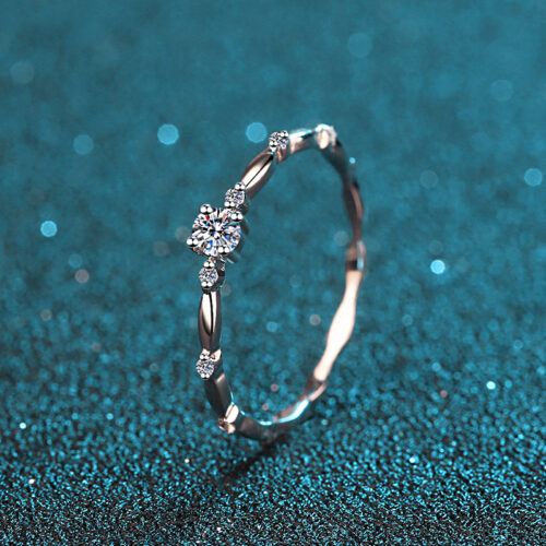 Nhẫn Nữ Tinh Tế Đính Kim Cương Moissanite Bạc S925 NHN066