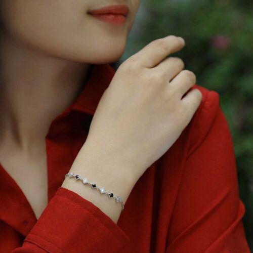 Vòng Tay Nữ Đính Đá Sang Trọng Thời Thượng Bạc S925 VDS027