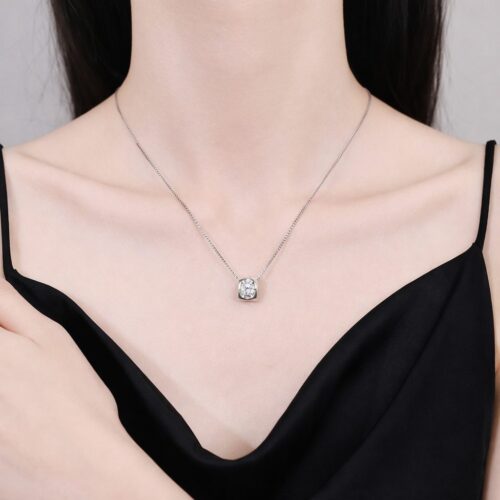 Dây Chuyền Bạc Nữ S925 Đính Đá Sang Trọng & Tinh Tế – Cao Cấp DCS044