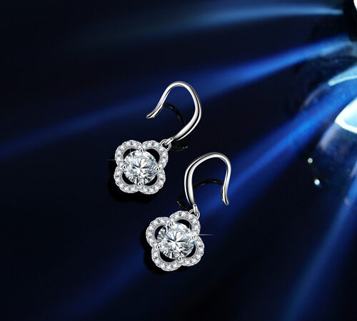 Bông Tai Bạc Nữ Hình Cỏ Bốn Lá May Mắn Đính Đá Quý Zircon S925 Cao Cấp BTN082