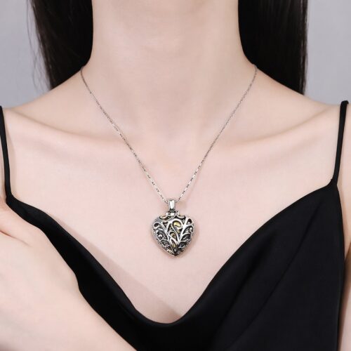 Dây Chuyền Bạc Nữ Đính Đá Quý S925 Chạm Khắc Tinh Xảo Cao Cấp DCS058