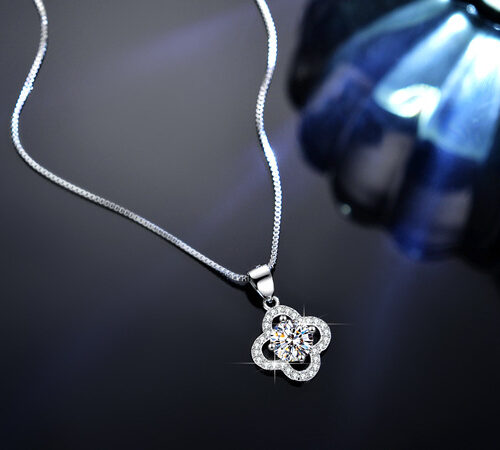 Dây Chuyền Bạc Nữ Hình Cỏ Bốn Lá May Mắn S925 DCN123 Đá Quý Zircon