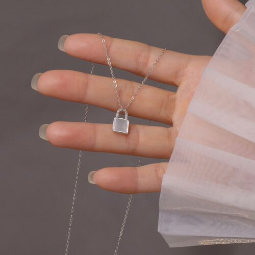 Dây Chuyền Bạc S925 Mặt Khóa Nhỏ Xinh Đính Đá Zircon Tinh Tế HTT005VH Vàng Hồng