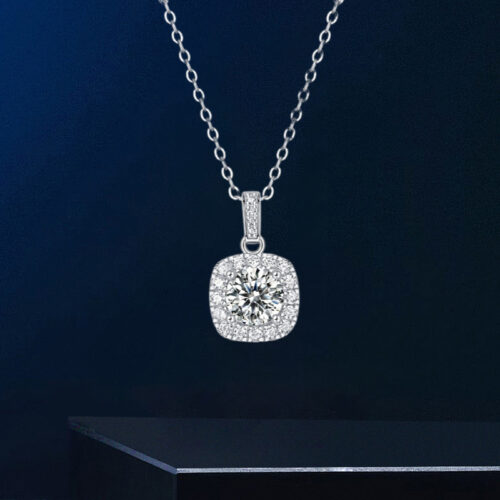 Dây Chuyền Bạc S925 Nữ Đính Kim Cương Moissanite 1 Carat Mặt Halo Vuông Sang Trọng Thanh Lịch HTT243S Bảy Màu