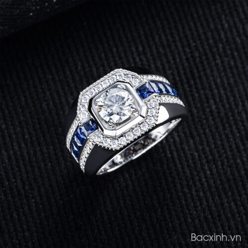 Nhẫn Nam Bạc Đính Kim Cương Moissanite 2 Carat S925 – Mạnh Mẽ Cuốn Hút HSX017