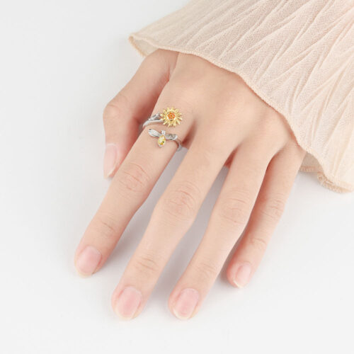 Nhẫn Bạc Nữ S925 Thiết Kế Hoa Hướng Dương & Chuồn Chuồn – Trẻ Trung Cá Tính HTT090