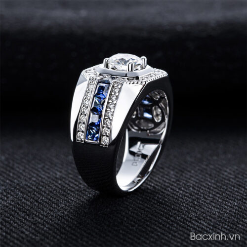 Nhẫn Nam Bạc Đính Kim Cương Moissanite 2 Carat S925 – Mạnh Mẽ Cuốn Hút HSX017