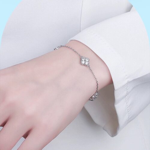 Lắc Tay Hoa Bốn Cánh Bạc S925 Đính Đá Quý Zircon HTT197T Trắng