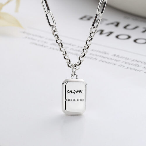 Dây Chuyền Bạc Nữ S925 Mặt Chữ Nhật Khắc Kí Tự Cá Tính HTT348