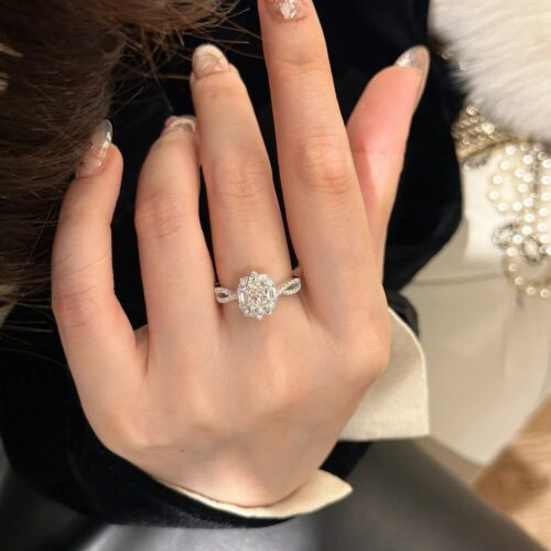 Nhẫn Kim Cương Moissanite 1 Carat Oval Tinh Xảo Bạc S925 HTT272