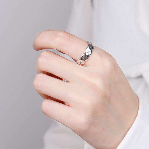 Nhẫn Bạc Nam S925 Đan Chéo Cá Tính HTT371