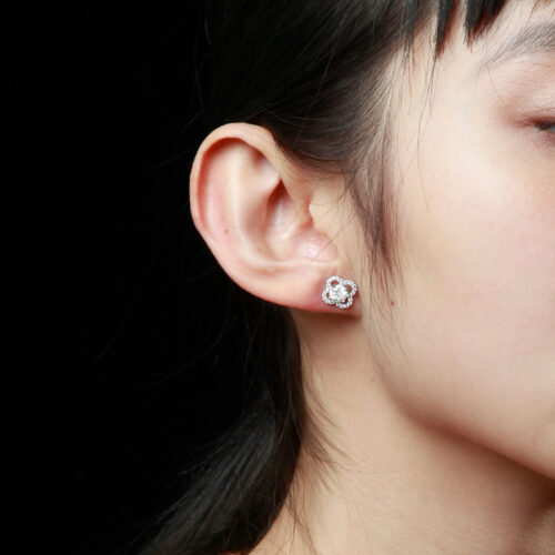 Bông Tai Bạc S925 Cỏ 4 Lá May Mắn Đính Kim Cương Moissanite Cao Cấp HTT247D Đen