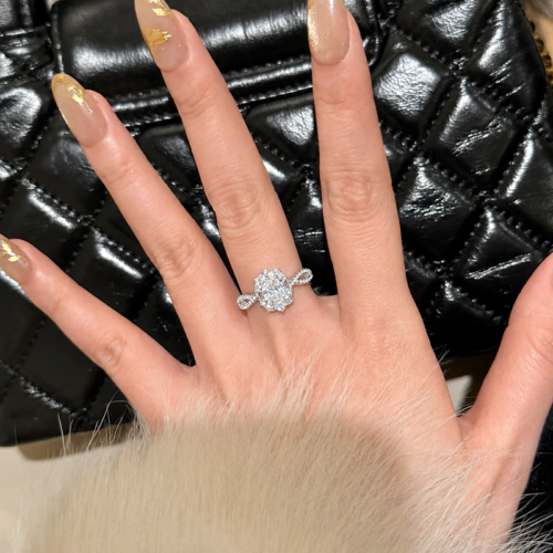 Nhẫn Kim Cương Moissanite 1 Carat Oval Tinh Xảo Bạc S925 HTT272