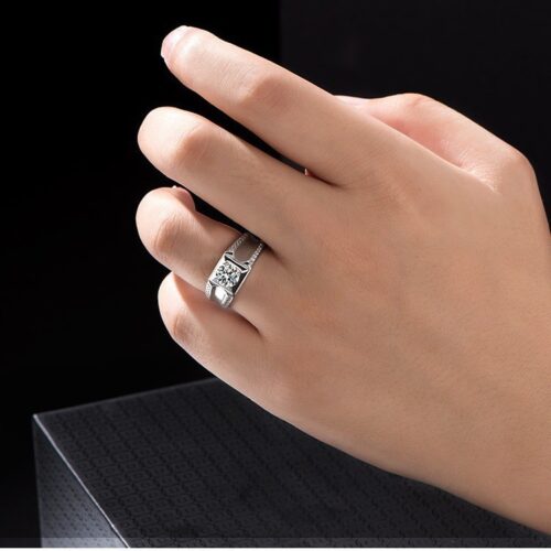 Nhẫn Kim Cương Nam Moissanite 1 Carat Đa Màu Bạc S925 Cao Cấp HTT304TR Trắng